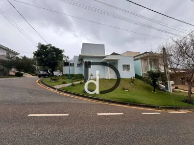 Casa de Condomínio com 3 Quartos à venda, 173m² no Picollo Villaggio, Louveira