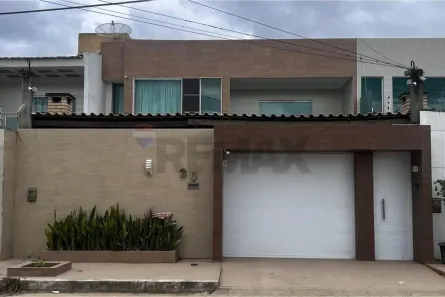 Apartamento com 4 Quartos à venda, 260m² no Luiz Gonzaga, Caruaru