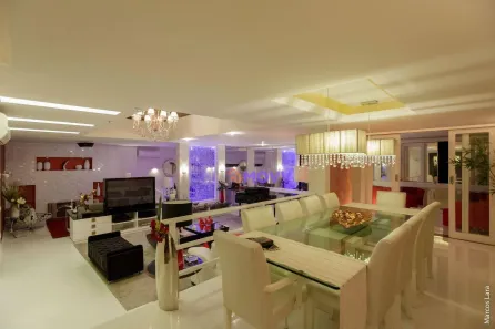 Casa de Condomínio com 4 Quartos à venda, 400m² no Corrêas, Petrópolis