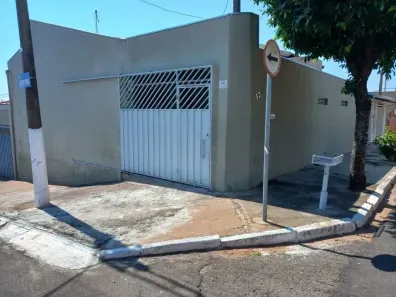 Casa com 2 Quartos à venda, 87m² no Palmital, Marília