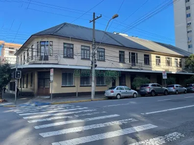 Ponto Comercial para alugar, 822m² no São Pelegrino, Caxias do Sul