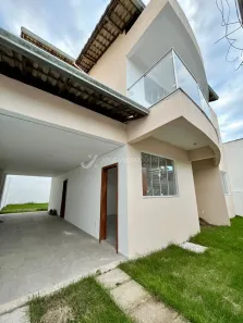 Casa com 3 Quartos à venda, 240m² no Parque Residencial Laranjeiras, Serra