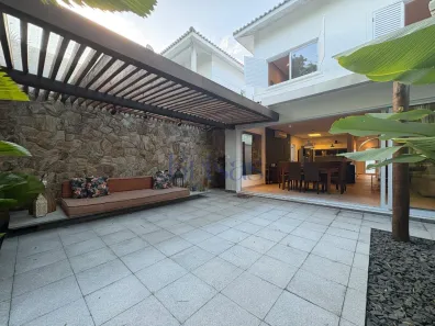 Casa de Condomínio com 3 Quartos à venda, 200m² no Maresias, São Sebastião