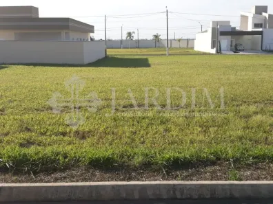 Lote/Terreno à venda, 250m² no Centro, Saltinho