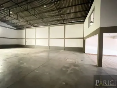 Galpão/Depósito/Armazém para alugar, 330m² no Sarandi, Porto Alegre
