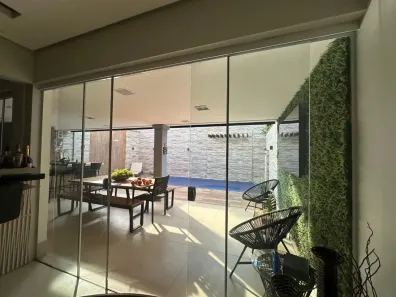Casa de Condomínio com 3 Quartos à venda, 192m² no Jardim Karaíba, Uberlândia