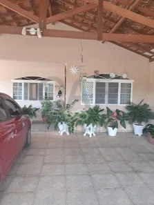 Fazenda/Sítio com 2 Quartos à venda, 316m² no Jardim Nova Era, Amparo