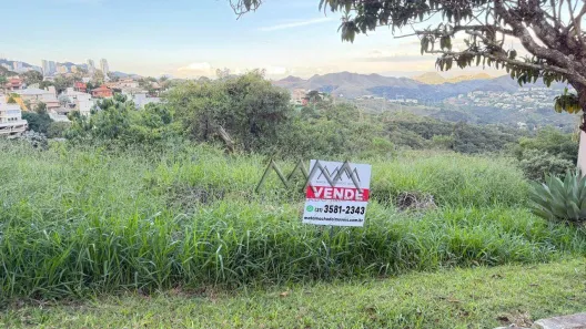 Lote/Terreno à venda, 1358m² no Vila Castela, Nova Lima