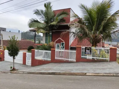 Casa com 3 Quartos à venda, 360m² no Nova Esperança, Guaramirim