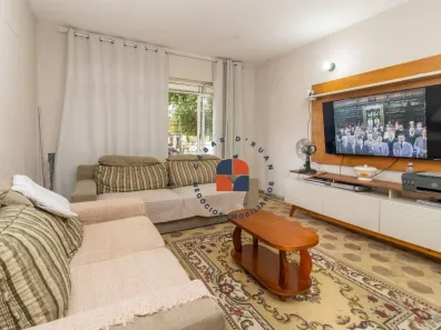 Casa com 3 Quartos à venda, 144m² no Vila Madalena, São Paulo
