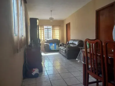 Casa com 6 Quartos à venda, 205m² no Vila Itaberaba, São Paulo