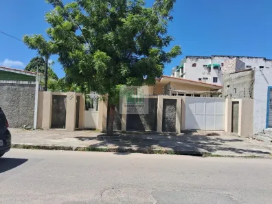 Casa com 4 Quartos à venda, 225m² no Jardim Atlântico, Olinda