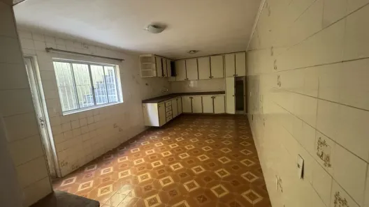 Sobrado com 3 Quartos à venda, 200m² no Parque Maria Domitila, São Paulo
