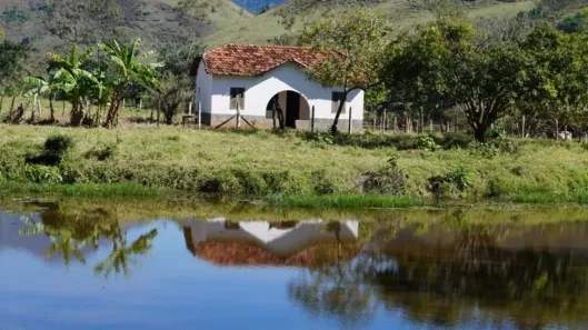 Fazenda/Sítio com 9 Quartos à venda, 350m² no , Arapeí