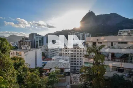 Casa com 4 Quartos à venda, 340m² no Humaitá, Rio de Janeiro