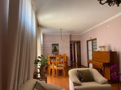 Casa com 3 Quartos à venda, 239m² no Vila Prado, São Carlos