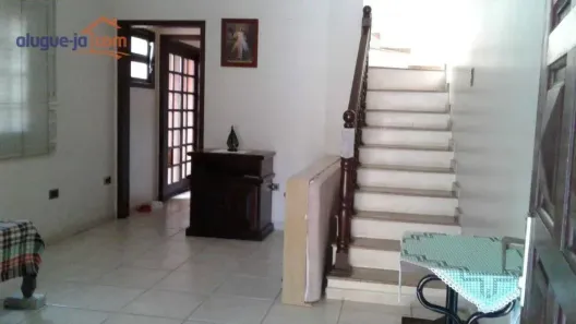 Sobrado com 2 Quartos à venda, 90m² no Jardim Maria Augusta, Taubaté