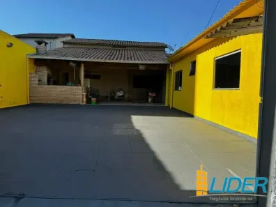 Casa com 4 Quartos à venda, 150m² no Santa Mônica, Uberlândia