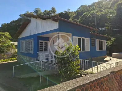 Casa com 4 Quartos à venda, 200m² no Granja Florestal, Teresópolis