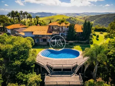 Casa com 4 Quartos à venda, 969m² no Araras, Petrópolis