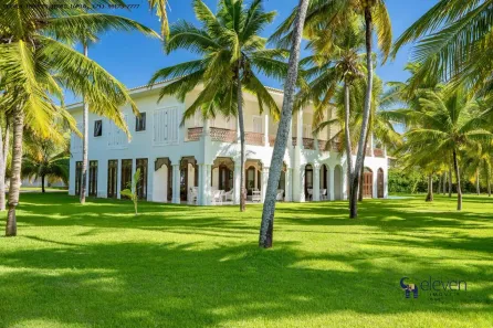 Casa com 7 Quartos à venda, 1074m² no , Mata de São João