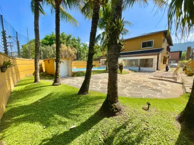 Casa de Condomínio com 4 Quartos à venda, 381m² no Enseada, Guarujá