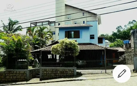 Casa com 4 Quartos à venda, 245m² no Saco Grande, Florianópolis