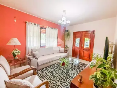 Casa com 2 Quartos à venda, 149m² no Bingen, Petrópolis