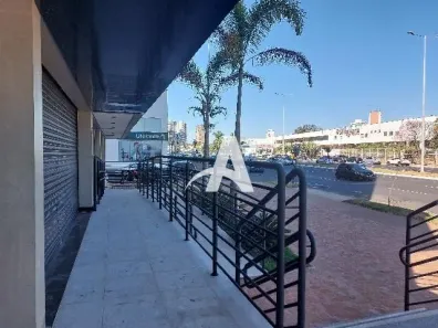 Sala Comercial para alugar, 136m² no Tabajaras, Uberlândia