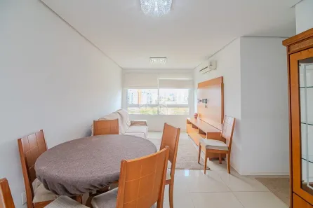 Apartamento com 2 Quartos à venda, 61m² no Menino Deus, Porto Alegre