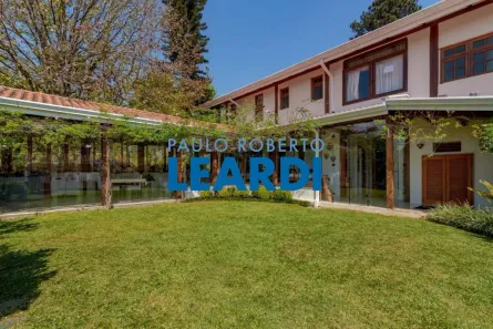 Casa de Condomínio com 4 Quartos à venda, 1120m² no Residencial Morada dos Pássaros-Aldeia da Serra, Barueri