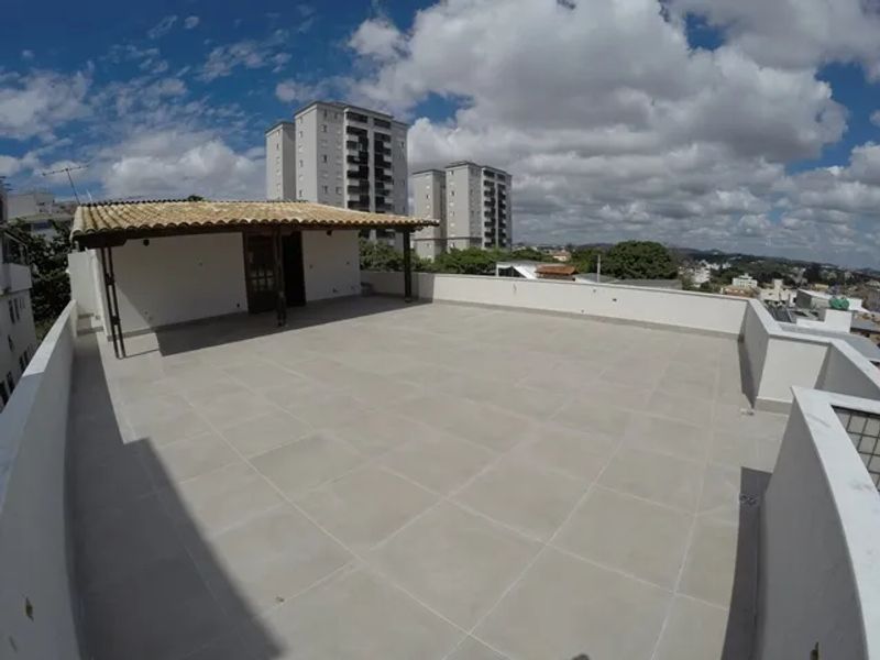 Cobertura com 5 quartos — Ouro Preto, Belo Horizonte