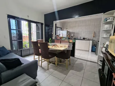 Casa com 3 Quartos à venda, 167m² no Vila Marieta, Campinas