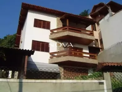 Casa com 4 Quartos à venda, 695m² no São Francisco, Niterói
