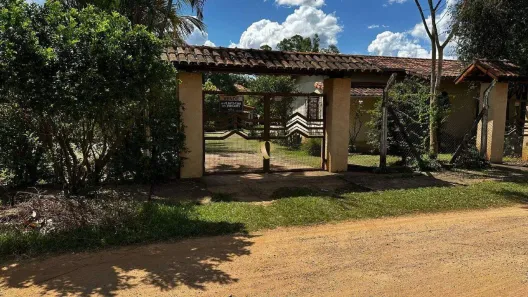 Fazenda/Sítio com 9 Quartos à venda, 178m² no Residencial Pôr do Sol, Sete Lagoas