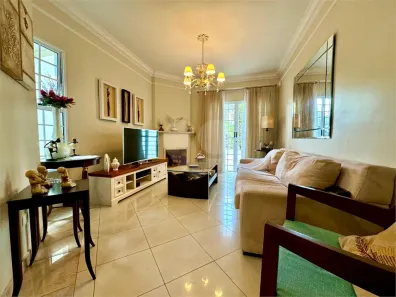 Sobrado com 5 Quartos à venda, 247m² no Água Fria, São Paulo