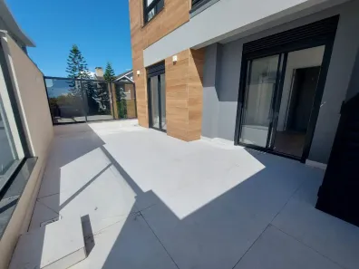 Apartamento com 2 Quartos à venda, 100m² no Coqueiros, Florianópolis