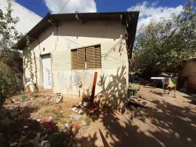 Lote/Terreno à venda, 220m² no Arapoanga, Brasília