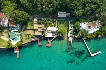 Casa com 5 Quartos para alugar, 1200m² no Mombaça, Angra dos Reis