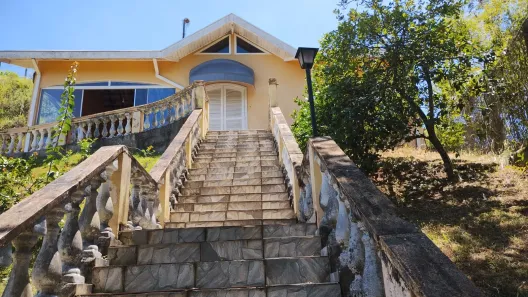 Fazenda/Sítio com 2 Quartos à venda, 2300m² no Centro, São José dos Campos