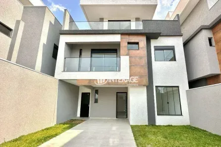 Sobrado com 3 Quartos à venda, 186m² no Fanny, Curitiba