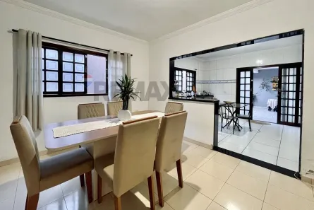 Casa com 3 Quartos à venda, 237m² no Parque Residencial Jaguari, Americana