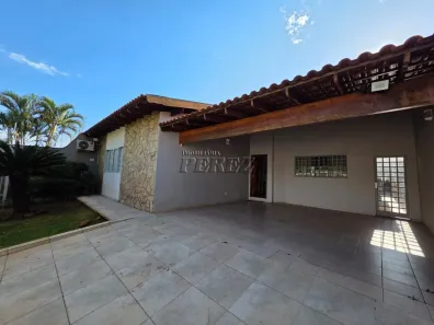 Casa com 4 Quartos à venda, 299m² no Santos Dumont, Londrina