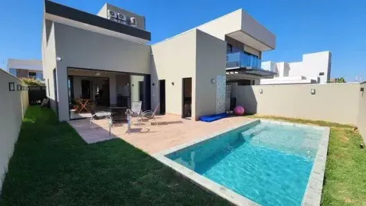 Casa de Condomínio com 4 Quartos à venda, 210m² no Condomínio Belvedere II, Cuiabá