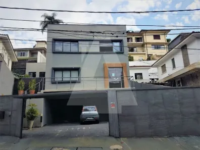 Casa com 8 Quartos à venda, 420m² no Pacaembu, São Paulo