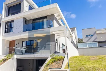 Sobrado com 4 Quartos à venda, 311m² no Atuba, Curitiba