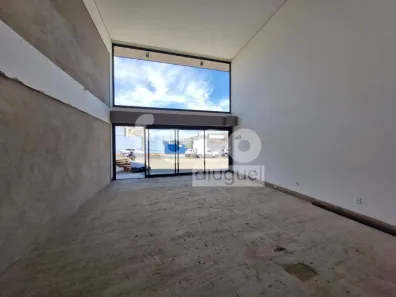 Ponto Comercial para alugar, 150m² no Santa Mônica, Uberlândia