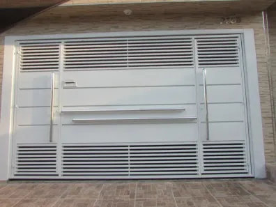 Casa com 2 Quartos para alugar, 75m² no Cidade Kemel, São Paulo