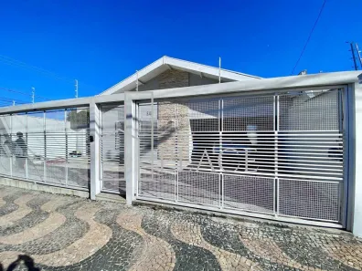 Casa com 3 Quartos para alugar, 180m² no Fragata, Marília