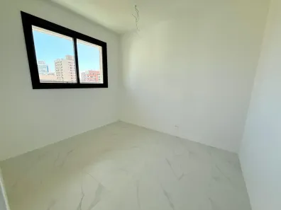 Apartamento com 2 Quartos à venda, 65m² no Meireles, Fortaleza
